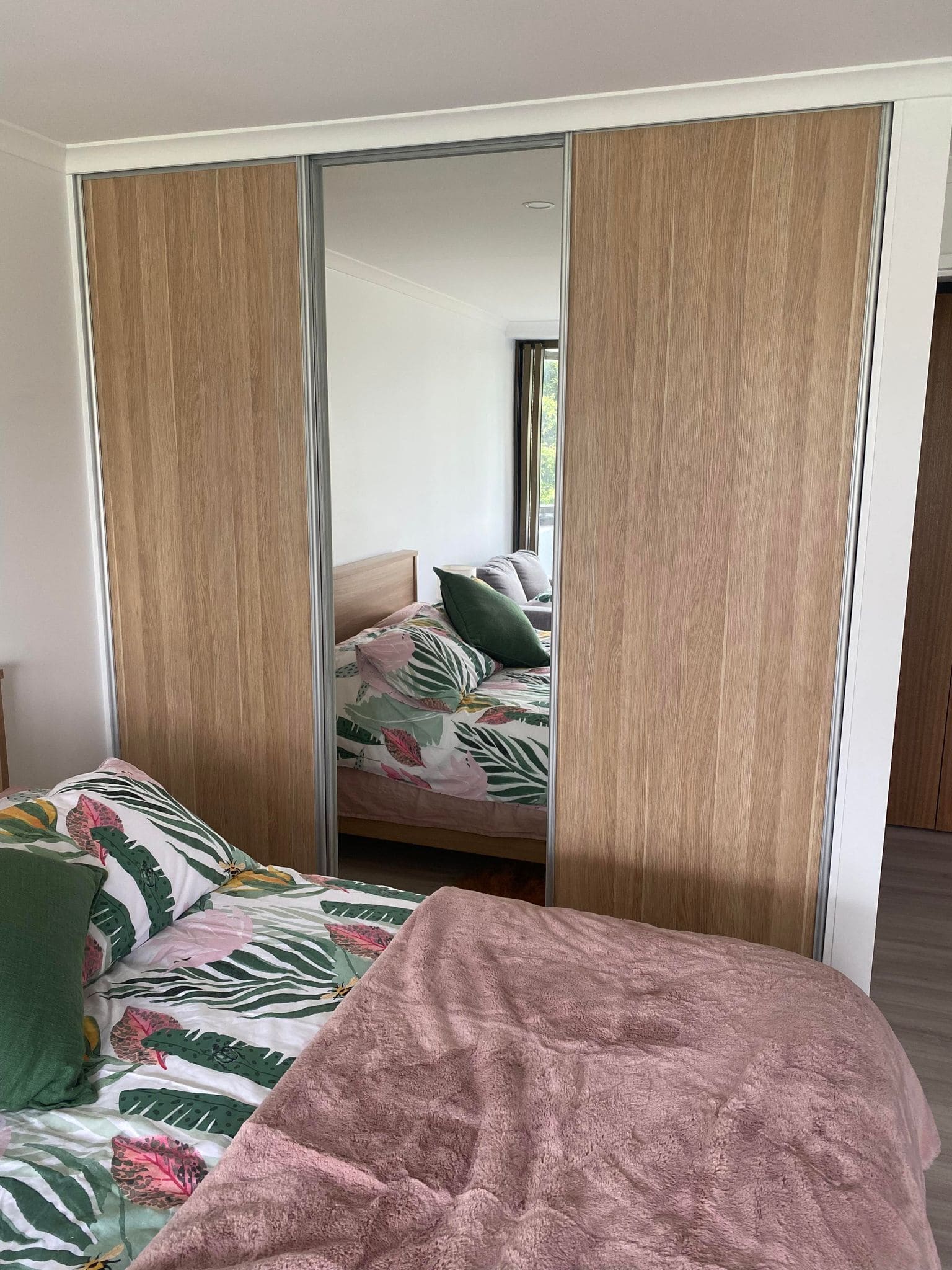 Mirror-and-2-Timber-vinear-board-robe-door-set